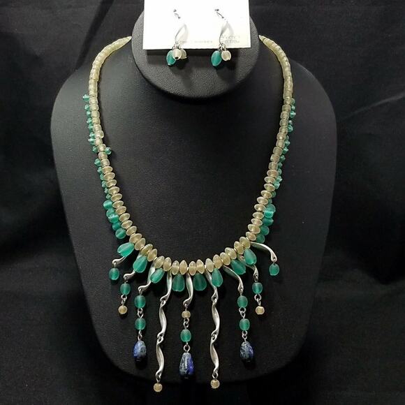 Trifari Fringe Teal Green Frosty Beaded Silver Necklace & Earrings Set, NWT - Picture 6 of 6